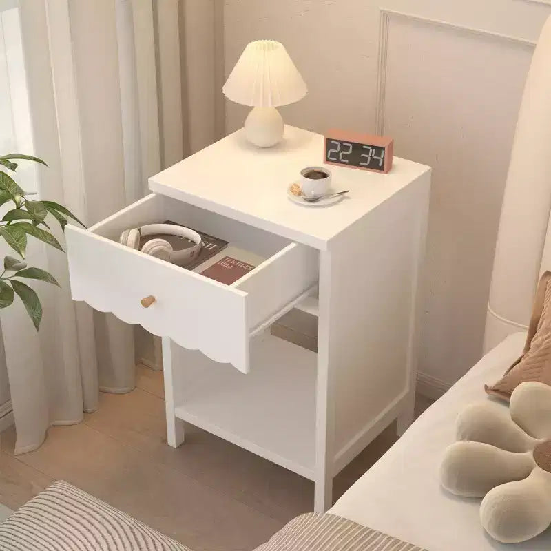 Modern White Nightstand with Drawer and Open Shelf,Scalloped Edge Bedside Table for Bedroom, Cute Minimalist Side Table for Kids Room or Girls' Room